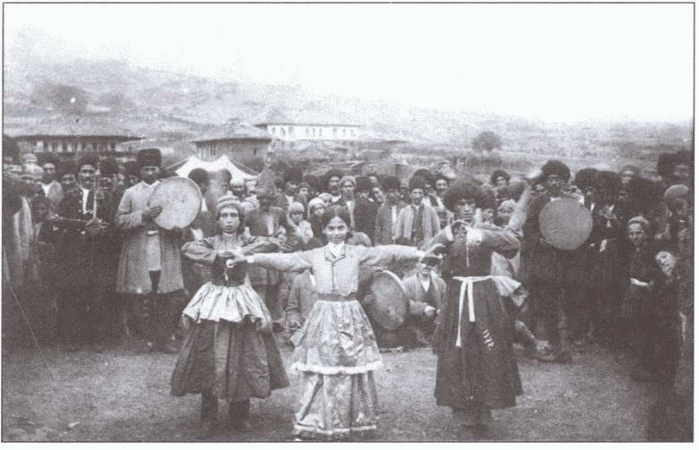 Иллюстрация к книге — Друзья и враги за Кавказским хребтом [i_024.jpg]