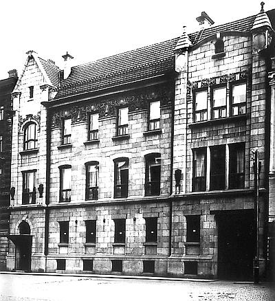 Иллюстрация к книге — Улица Марата и окрестности [_120.jpg]