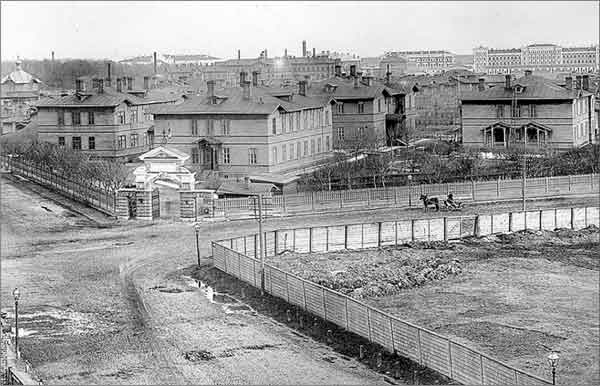 Иллюстрация к книге — Агонизирующая столица. Как Петербург противостоял семи страшнейшим эпидемиям холеры [i_017.jpg]