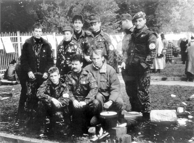 Иллюстрация к книге — Жертвы Черного Октября. 1993 [i_007.jpg]