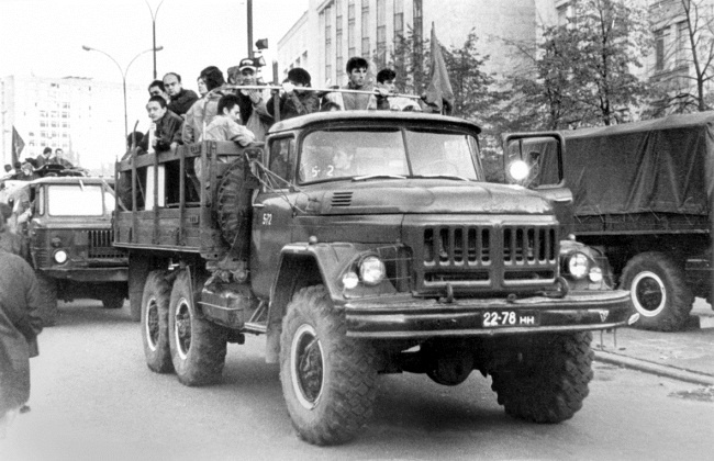 Иллюстрация к книге — Жертвы Черного Октября. 1993 [i_026.jpg]