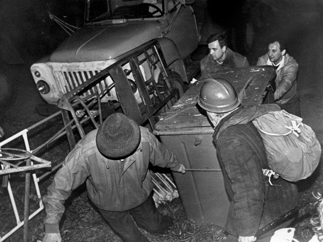 Иллюстрация к книге — Жертвы Черного Октября. 1993 [i_048.jpg]