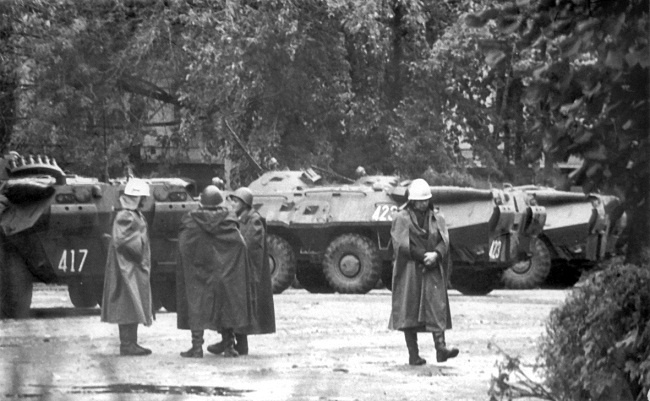 Иллюстрация к книге — Жертвы Черного Октября. 1993 [i_073.jpg]