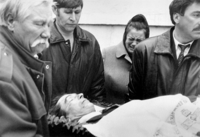 Иллюстрация к книге — Жертвы Черного Октября. 1993 [i_078.jpg]