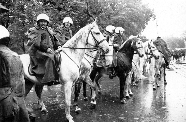 Иллюстрация к книге — Жертвы Черного Октября. 1993 [i_098.jpg]