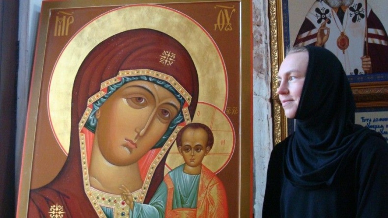 Иллюстрация к книге — Исповедь бывшей послушницы [i_005.jpg]