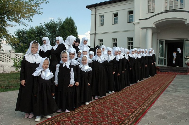 Иллюстрация к книге — Исповедь бывшей послушницы [i_009.jpg]