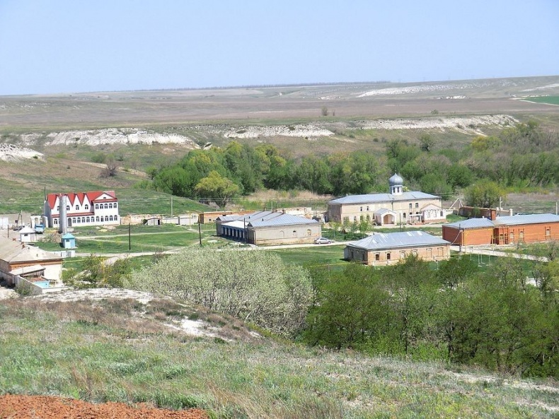 Иллюстрация к книге — Исповедь бывшей послушницы [i_012.jpg]