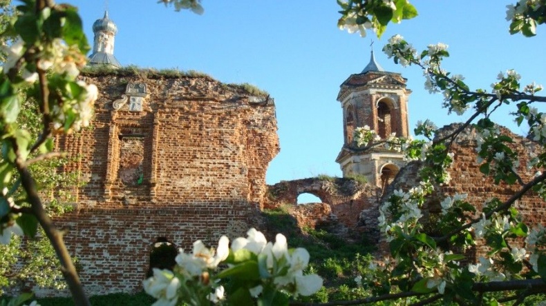 Иллюстрация к книге — Исповедь бывшей послушницы [i_034.jpg]