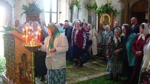 Иллюстрация к книге — Исповедь бывшей послушницы [i_040.jpg]