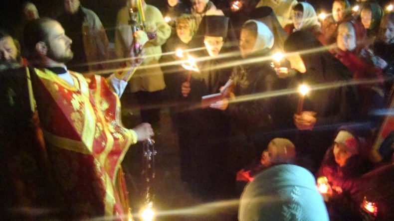 Иллюстрация к книге — Исповедь бывшей послушницы [i_055.jpg]