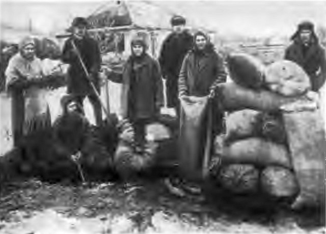 Иллюстрация к книге — Епистинья Степанова [i_019.jpg]