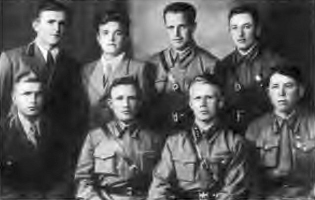 Иллюстрация к книге — Епистинья Степанова [i_028.jpg]