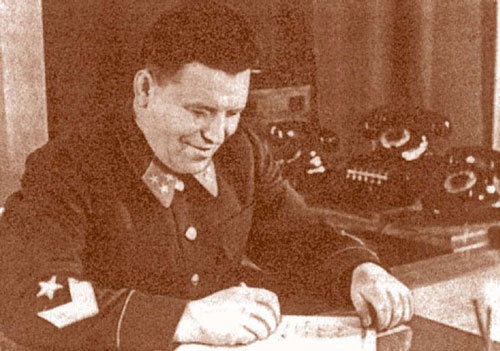 Иллюстрация к книге — Внутренние войска. История в лицах [i_117.jpg]