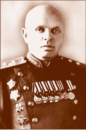 Иллюстрация к книге — Внутренние войска. История в лицах [i_140.jpg]