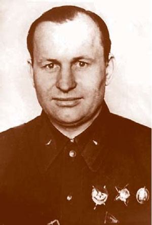 Иллюстрация к книге — Внутренние войска. История в лицах [i_152.jpg]