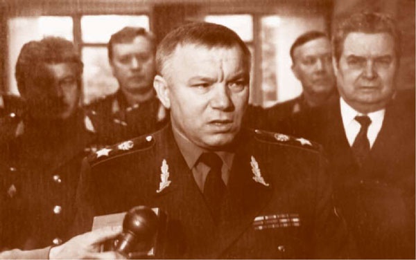 Иллюстрация к книге — Внутренние войска. История в лицах [i_186.jpg]