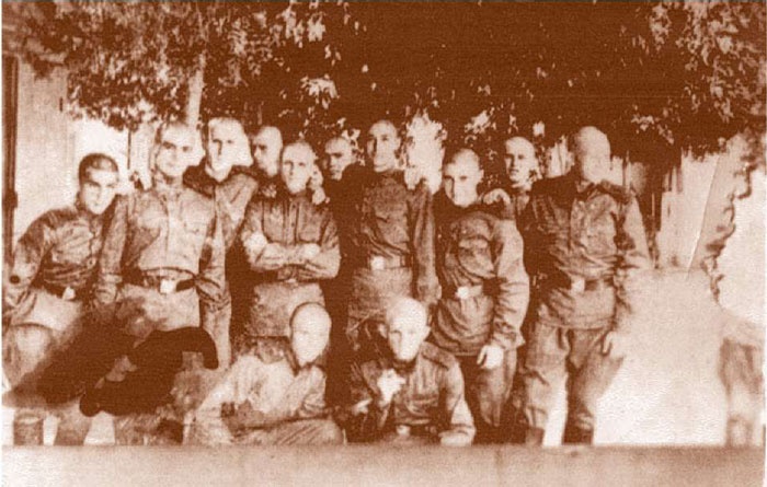 Иллюстрация к книге — Внутренние войска. История в лицах [i_215.jpg]