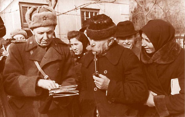 Иллюстрация к книге — Внутренние войска. История в лицах [i_249.jpg]