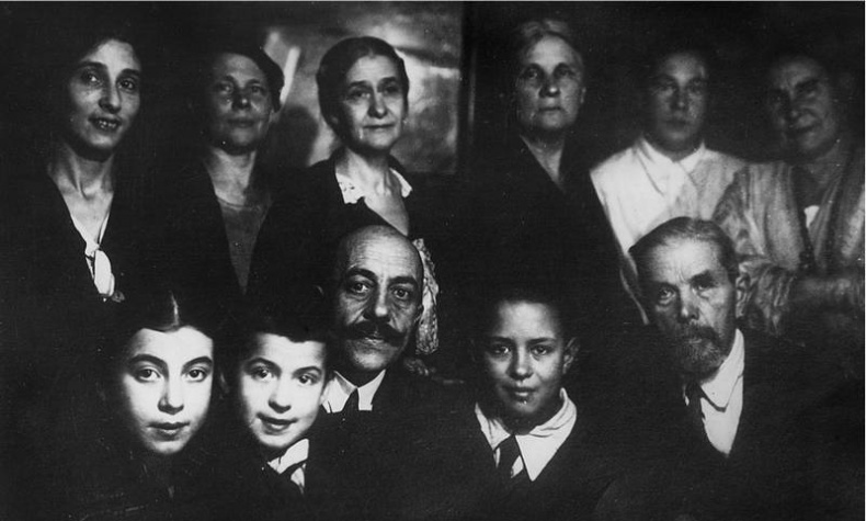 Иллюстрация к книге — Бывшие люди. Последние дни русской аристократии [i_041.jpg]