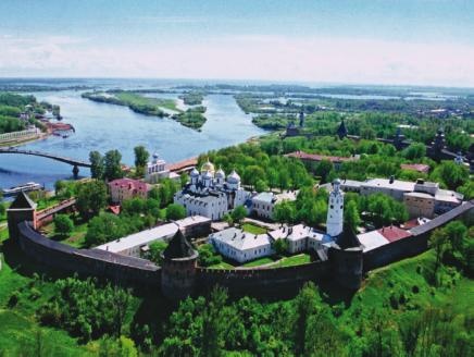 Иллюстрация к книге — Очерки истории средневекового Новгорода [i_074.jpg]