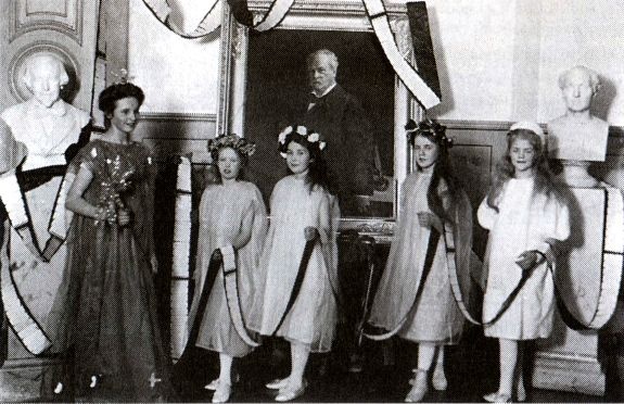 Иллюстрация к книге — От варягов до Нобеля [i_098.jpg]