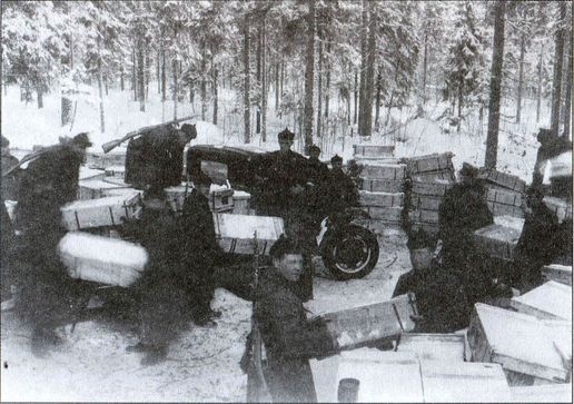 Иллюстрация к книге — На фланге линии Маннергейма. Битва за Тайпале [i_008.jpg]