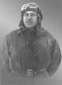 Иллюстрация к книге — Прикрой, атакую! В атаке - &quot;Меч&quot; [_15.jpg]