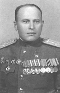 Иллюстрация к книге — Прикрой, атакую! В атаке - &quot;Меч&quot; [_23.jpg]