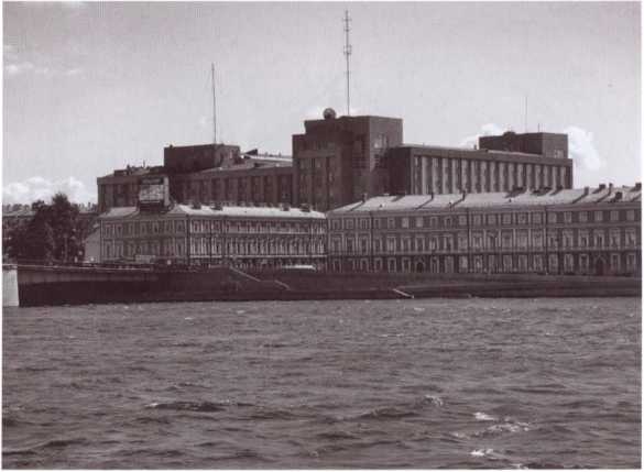 Иллюстрация к книге — Виктор Лягин. Подвиг разведчика [image21.jpg]