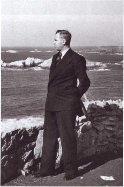 Иллюстрация к книге — Виктор Лягин. Подвиг разведчика [image27.jpg]