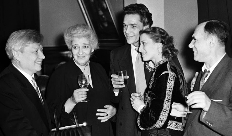 Иллюстрация к книге — Переговоры с монстрами. Как договориться с сильными мира сего [i_042.jpg]