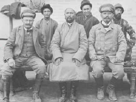 Иллюстрация к книге — Тайны великой пустыни. Миражи Такла-Макан [i_033.jpg]