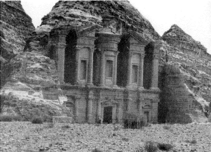 Иллюстрация к книге — Мистические и священные места мира [i_014.jpg]