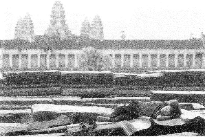 Иллюстрация к книге — Мистические и священные места мира [i_016.jpg]