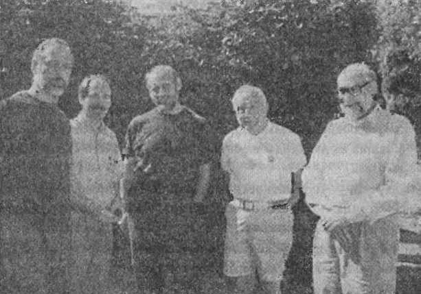 Иллюстрация к книге — Битва при черной дыре. Мое сражение со Стивеном Хокингом за мир, безопасный для квантовой механики [i_230.jpg]