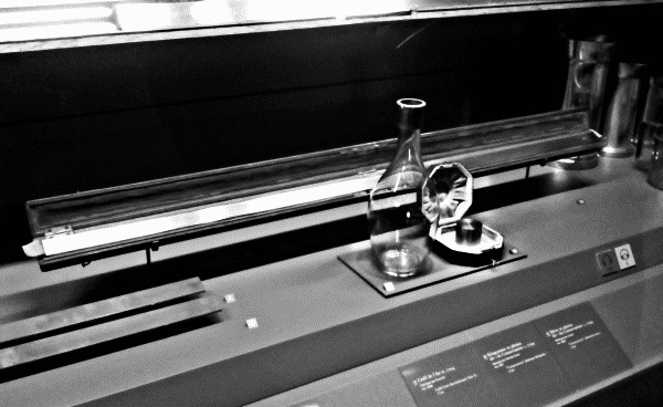 Иллюстрация к книге — Физика на пальцах. Для детей и родителей, которые хотят объяснять детям [i_085.jpg]