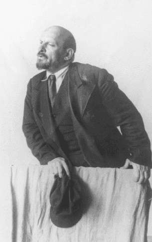 Иллюстрация к книге — Повседневная жизнь Москвы в Сталинскую эпоху. 1930-1940 года [i_014.jpg]