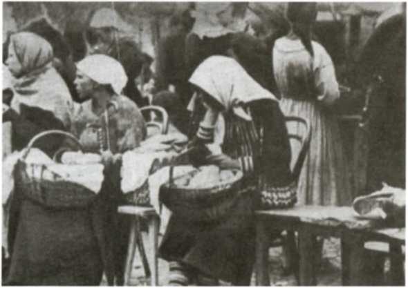 Иллюстрация к книге — Повседневная жизнь Москвы в Сталинскую эпоху 1920-1930-е годы [i_011.jpg]