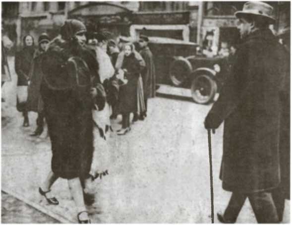 Иллюстрация к книге — Повседневная жизнь Москвы в Сталинскую эпоху 1920-1930-е годы [i_025.jpg]