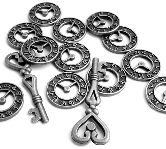 Иллюстрация к книге — Антилия. Охота за неприятностями. Том 2 [i_001.jpg]