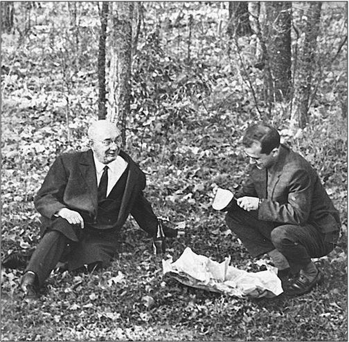 Иллюстрация к книге — Застолье в застой [i_007.jpg]