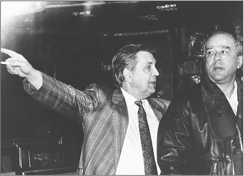 Иллюстрация к книге — Застолье в застой [i_020.jpg]