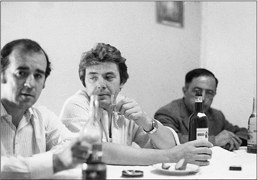 Иллюстрация к книге — Застолье в застой [i_023.jpg]