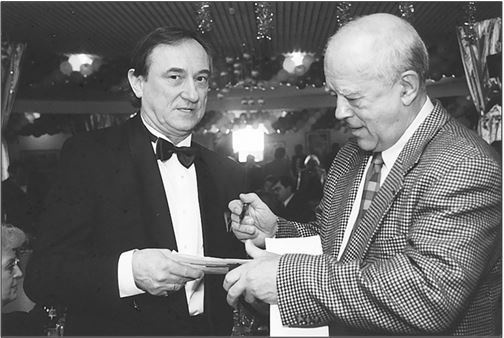 Иллюстрация к книге — Застолье в застой [i_026.jpg]