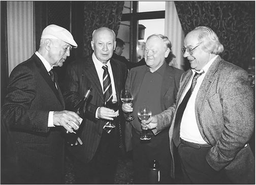 Иллюстрация к книге — Застолье в застой [i_035.jpg]