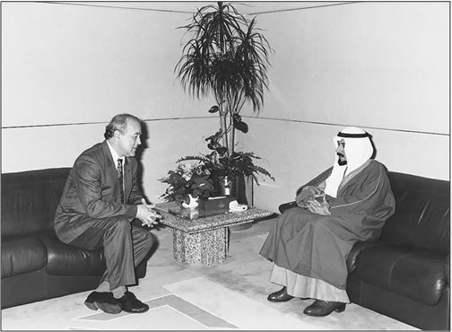 Иллюстрация к книге — Застолье в застой [i_045.jpg]