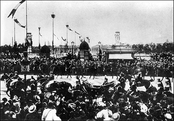 Иллюстрация к книге — Николай II [i_012.jpg]