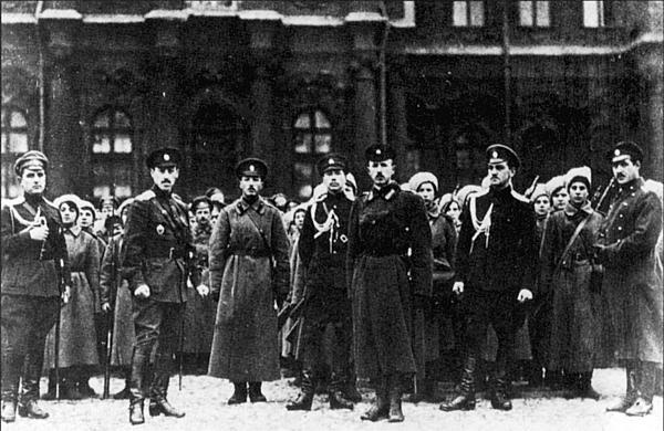 Иллюстрация к книге — Николай II [i_029.jpg]