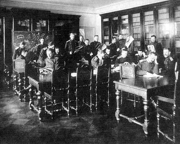 Иллюстрация к книге — Старая армия [i_016.jpg]